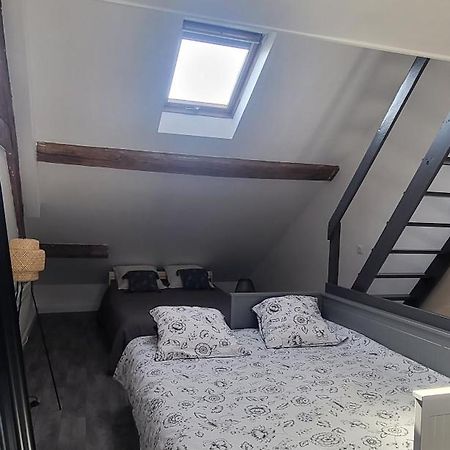 Appartement Plein De Charme Coignières Exterior foto