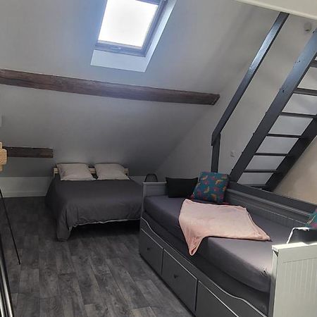 Appartement Plein De Charme Coignières Exterior foto